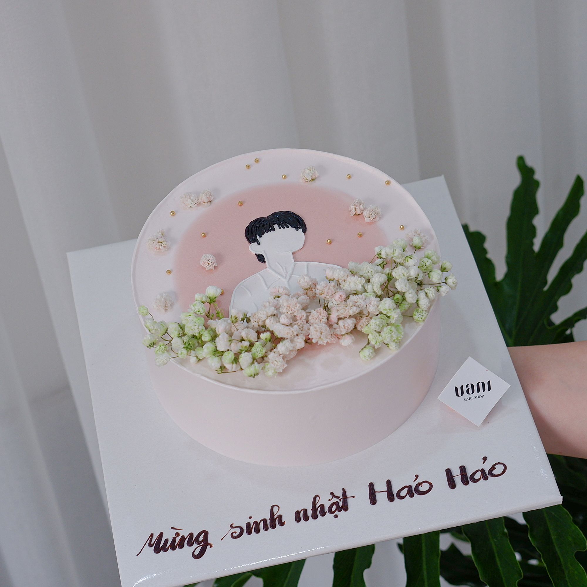 Bánh vẽ con trai, trang trí hoa bi