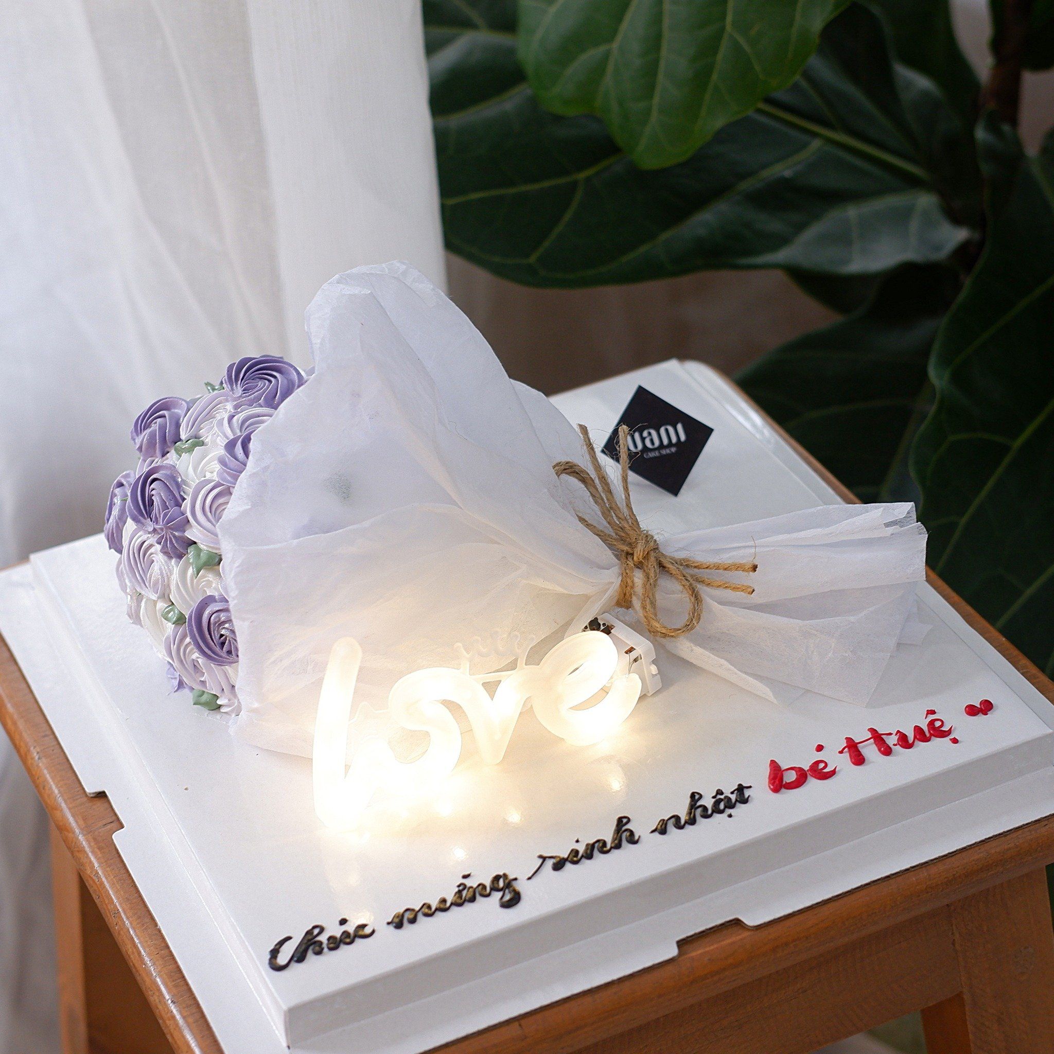Bánh bó hoa kem