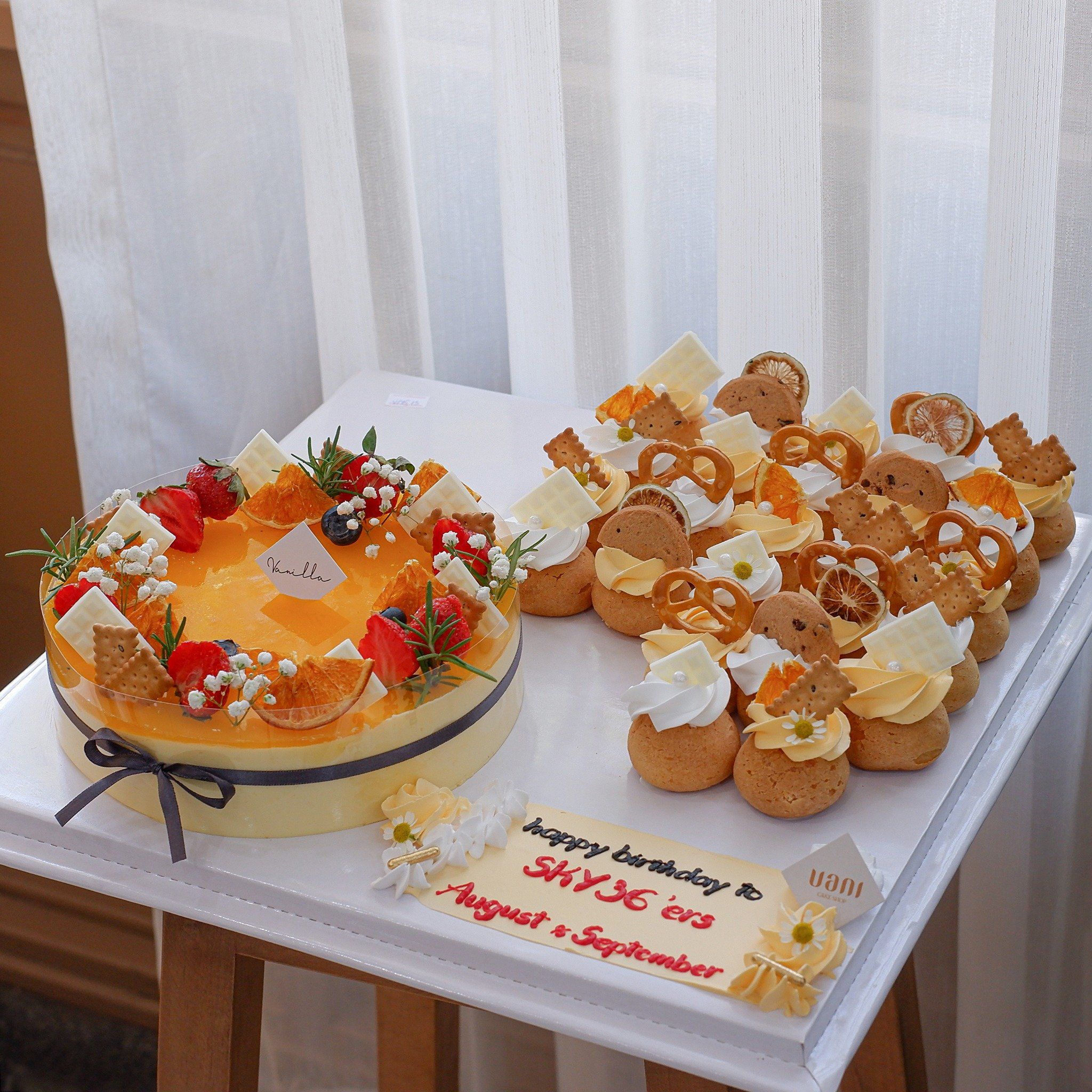 Set bánh su và bánh cheese chanh dây