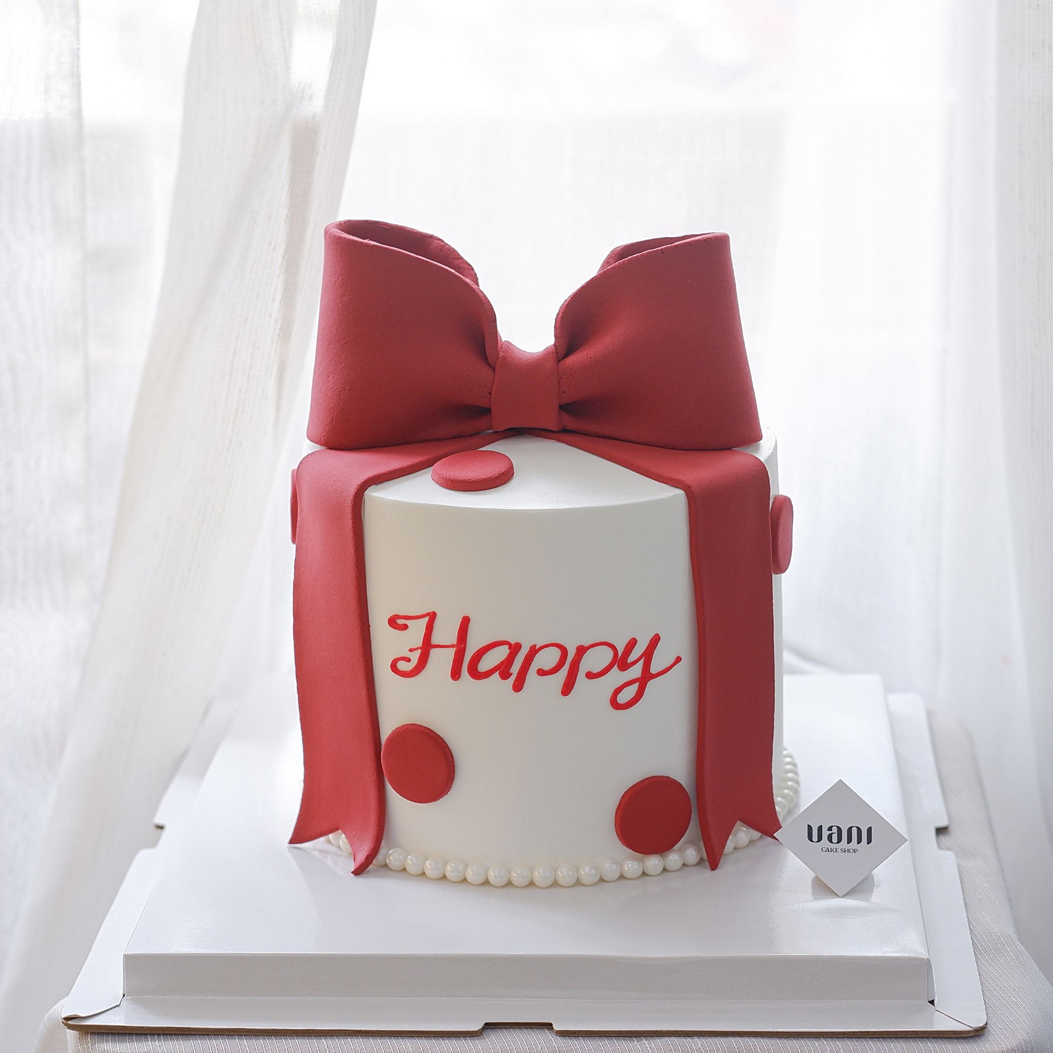 bánh nặn tạo hình nơ đỏ