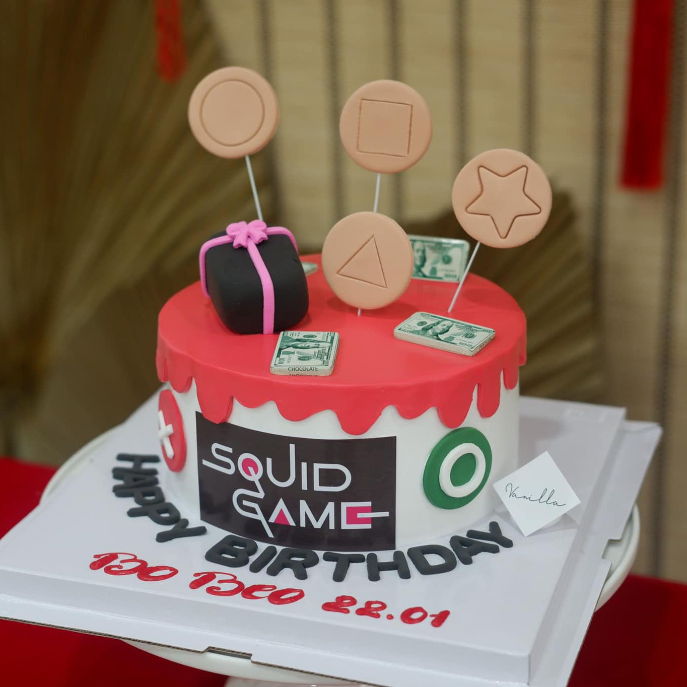 Bánh nặn tạo hình squid game - Bánh kem sinh nhật Đà Nẵng