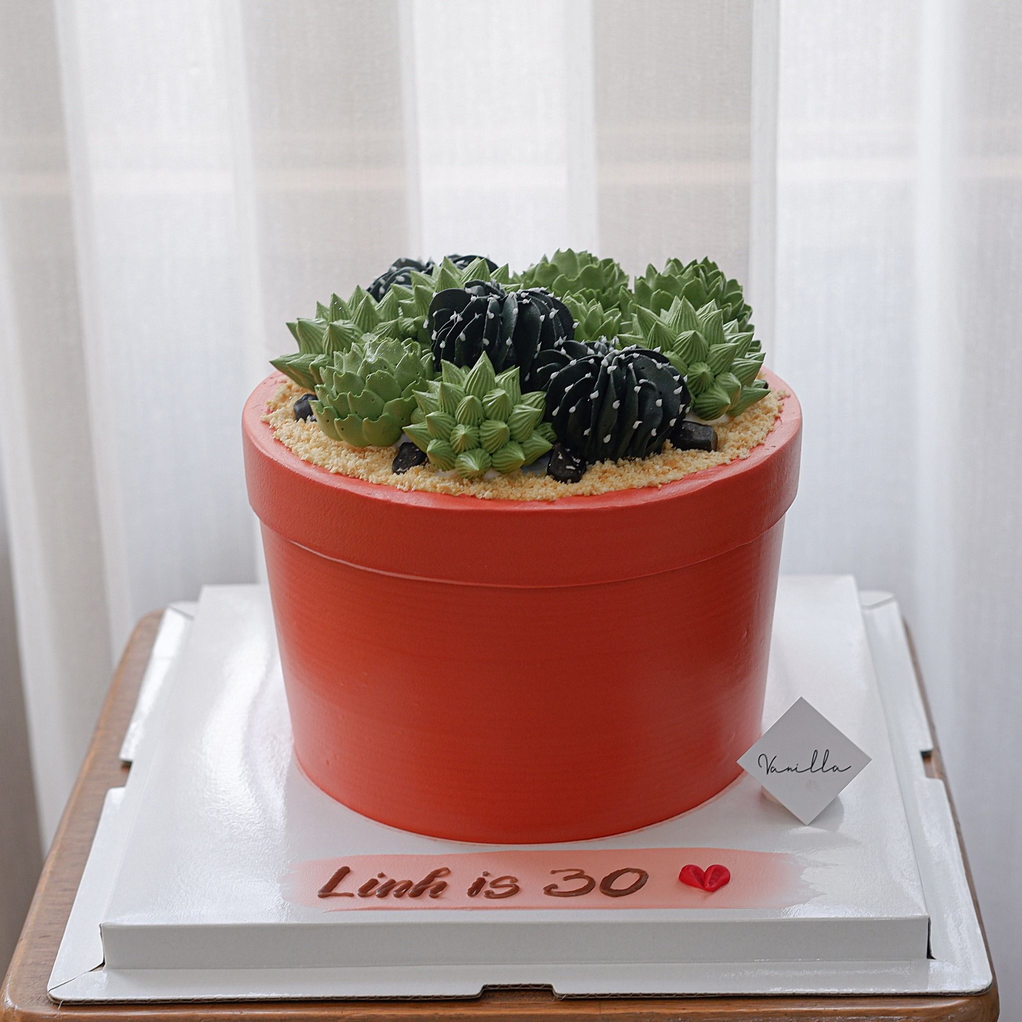 Bánh chậu cây xương rồng