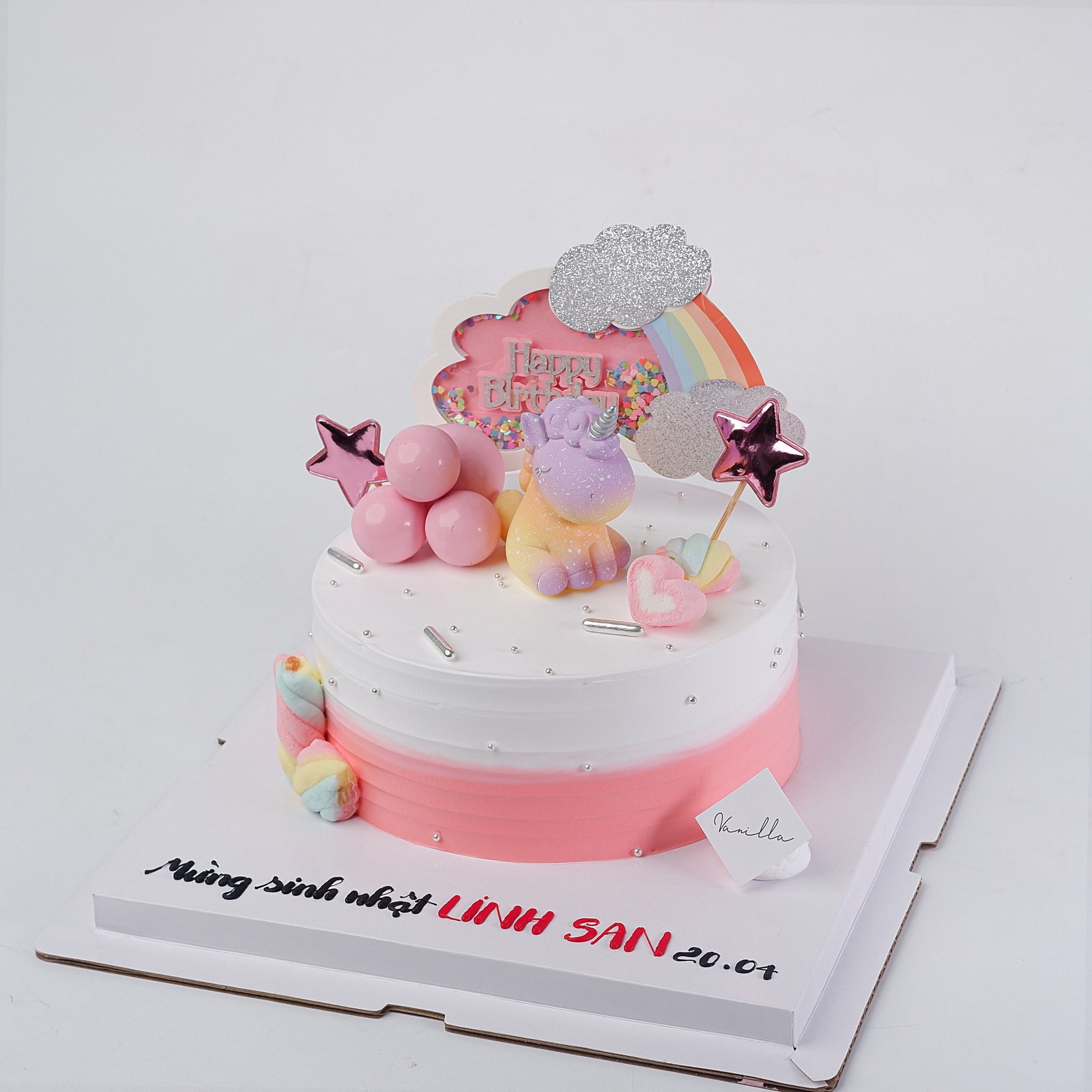 Bánh gắn tượng ngựa pony - Bánh kem sinh nhật Đà Nẵng