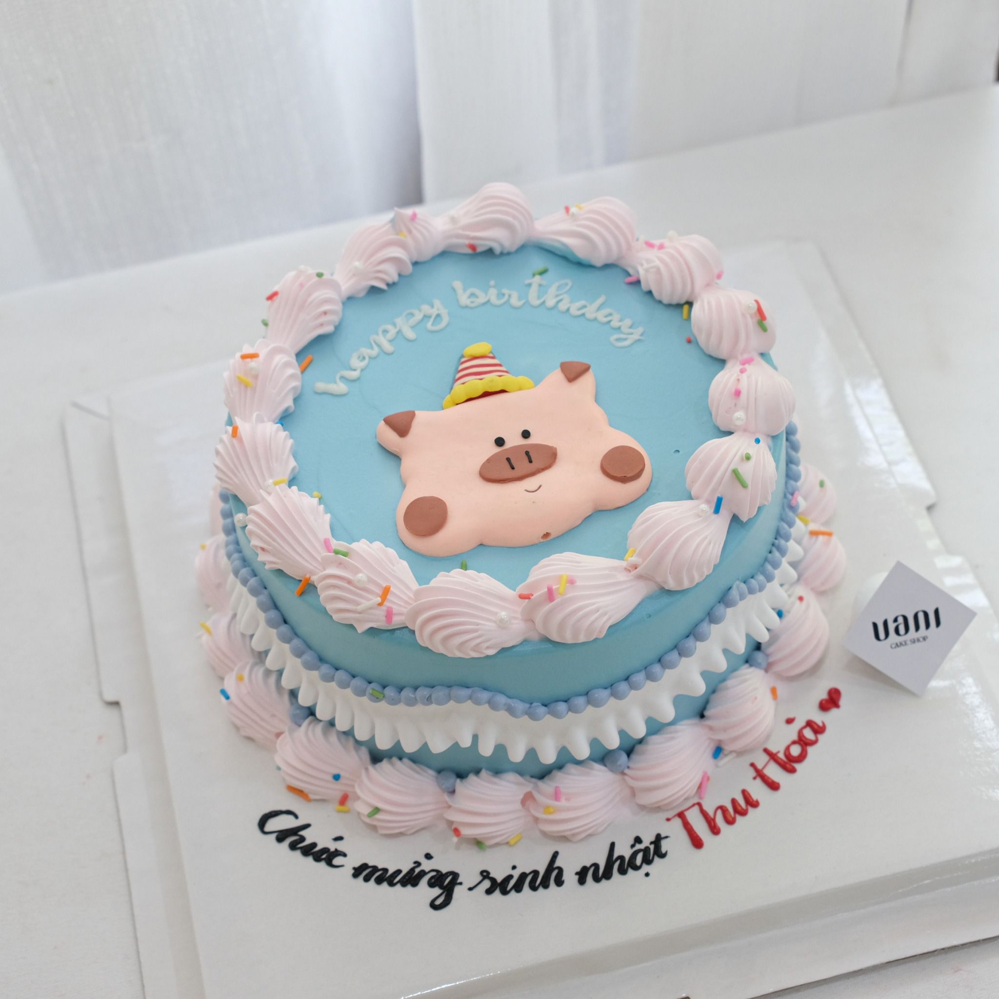 Bánh vẽ con heo