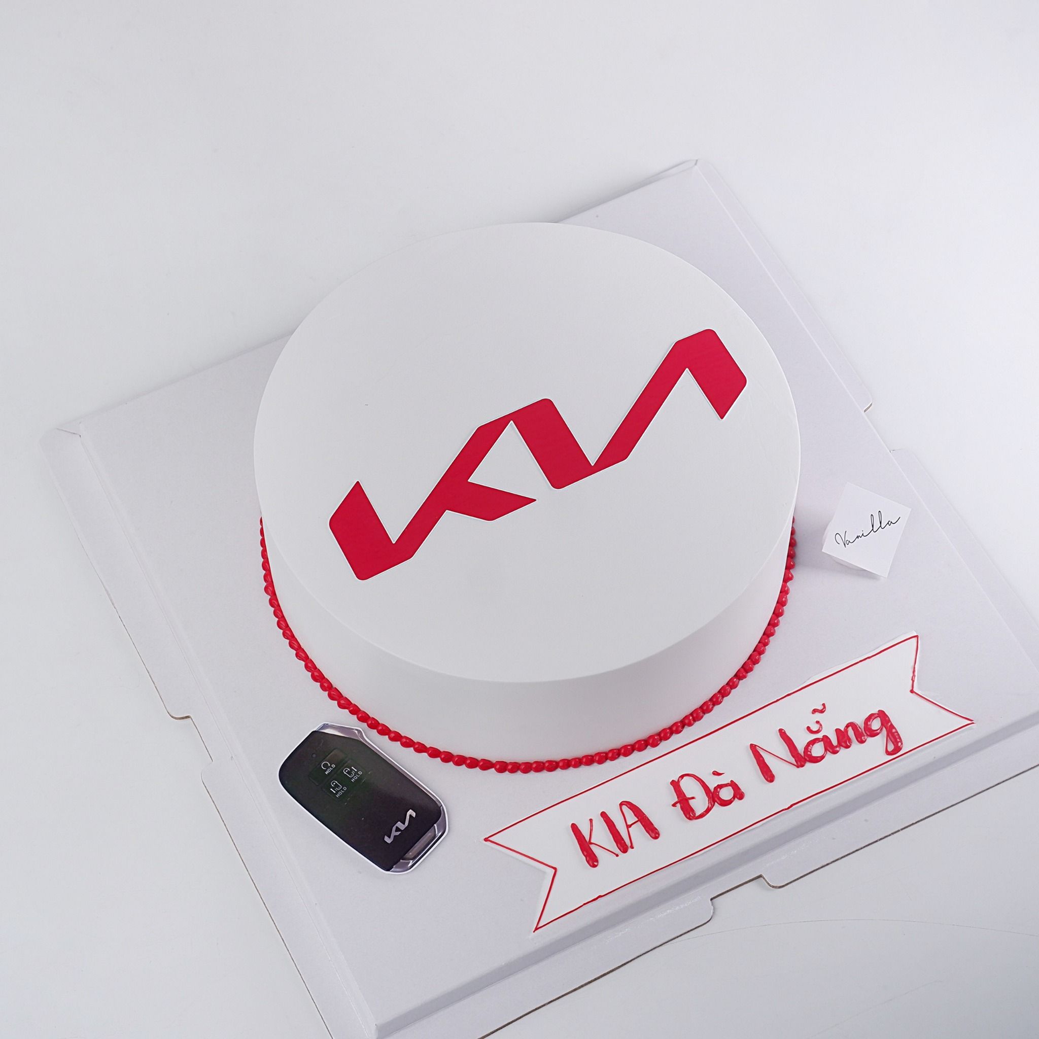 Bánh gắn logo xe - Bánh kem sinh nhật Đà Nẵng
