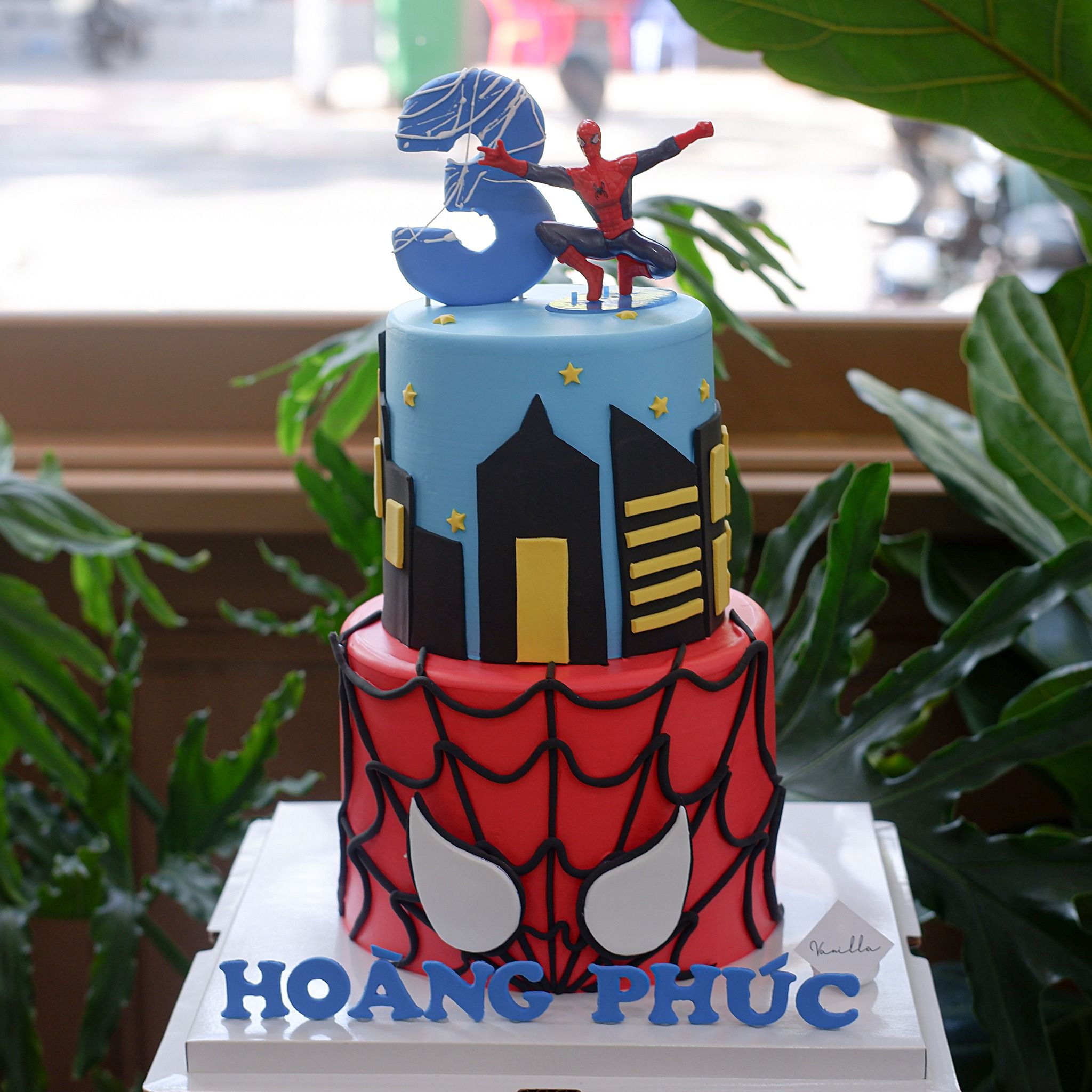 Bánh nặn tạo hình chủ đề spider man - Bánh kem sinh nhật Đà Nẵng