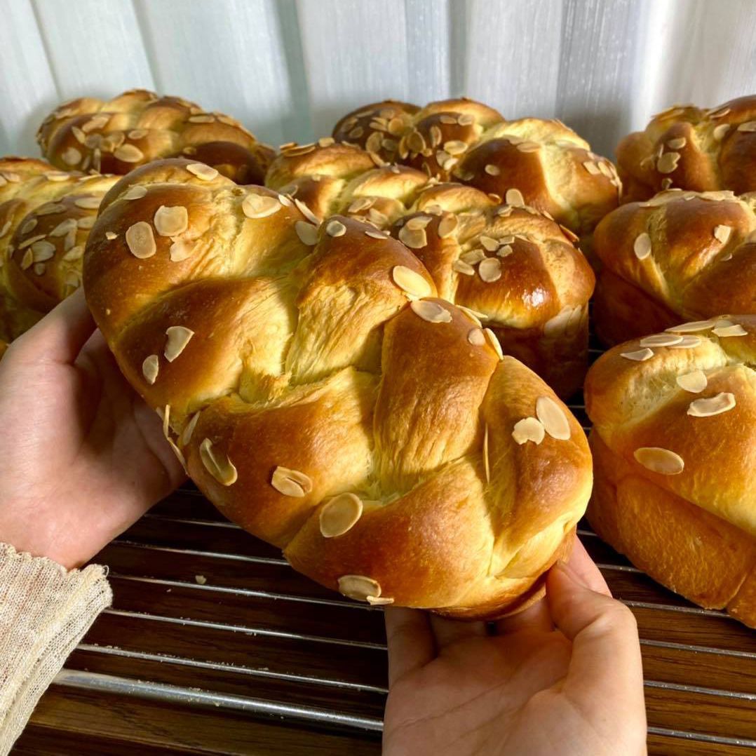 Bánh Mì Hoa Cúc - Bánh ngọt Đà Nẵng