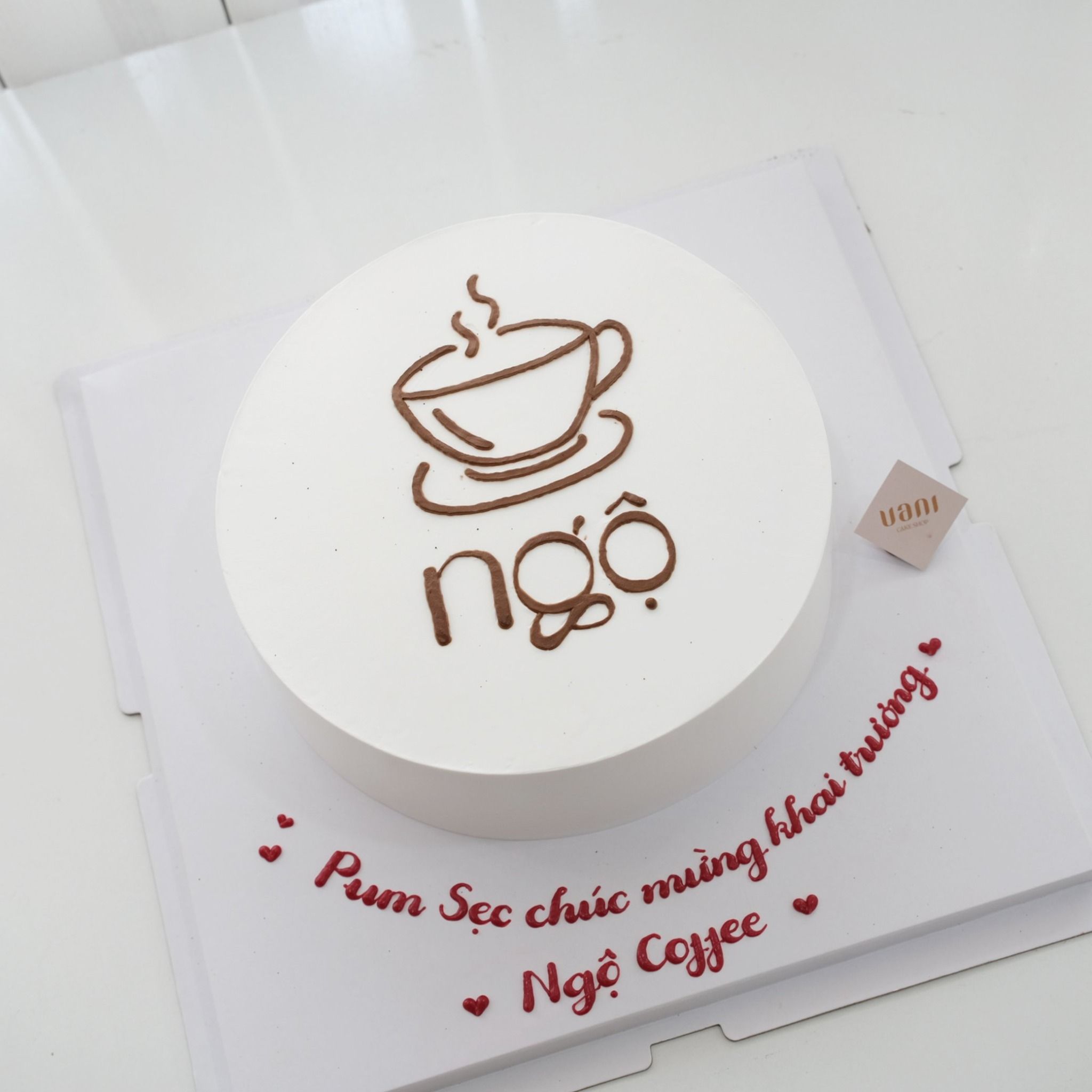 bánh vẽ ly cà phê