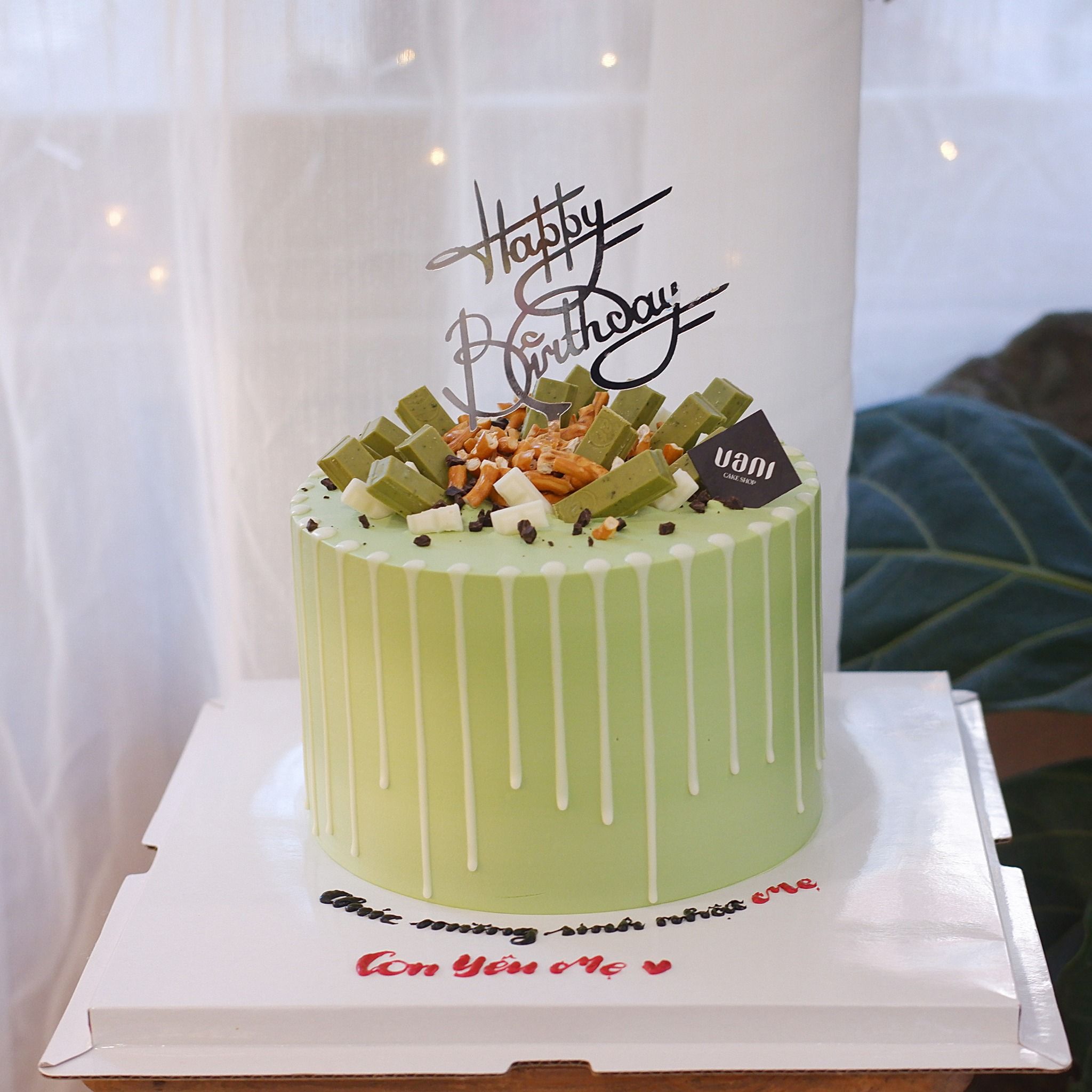 Bánh trang trí bánh kẹo