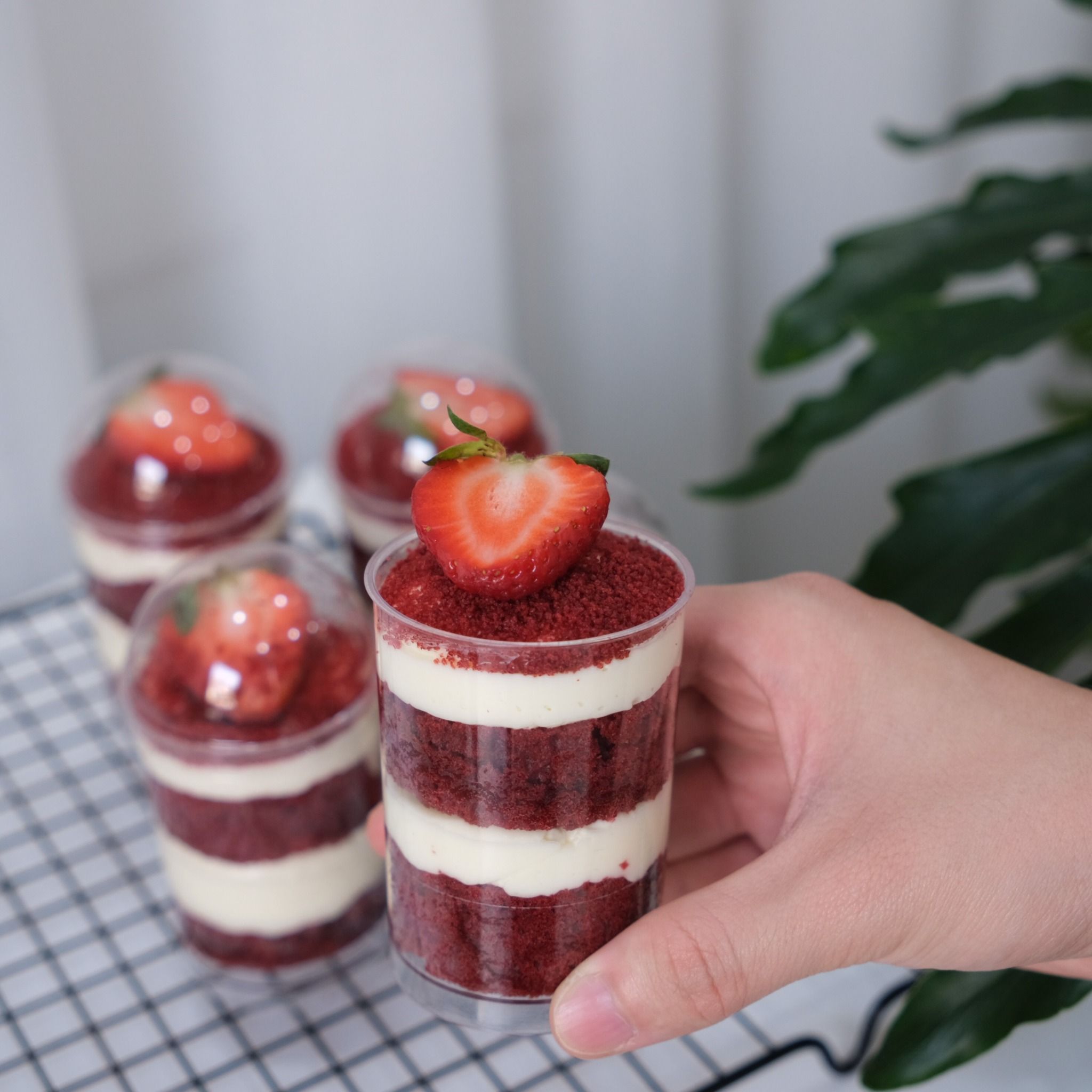 Bánh Red Velvet ly