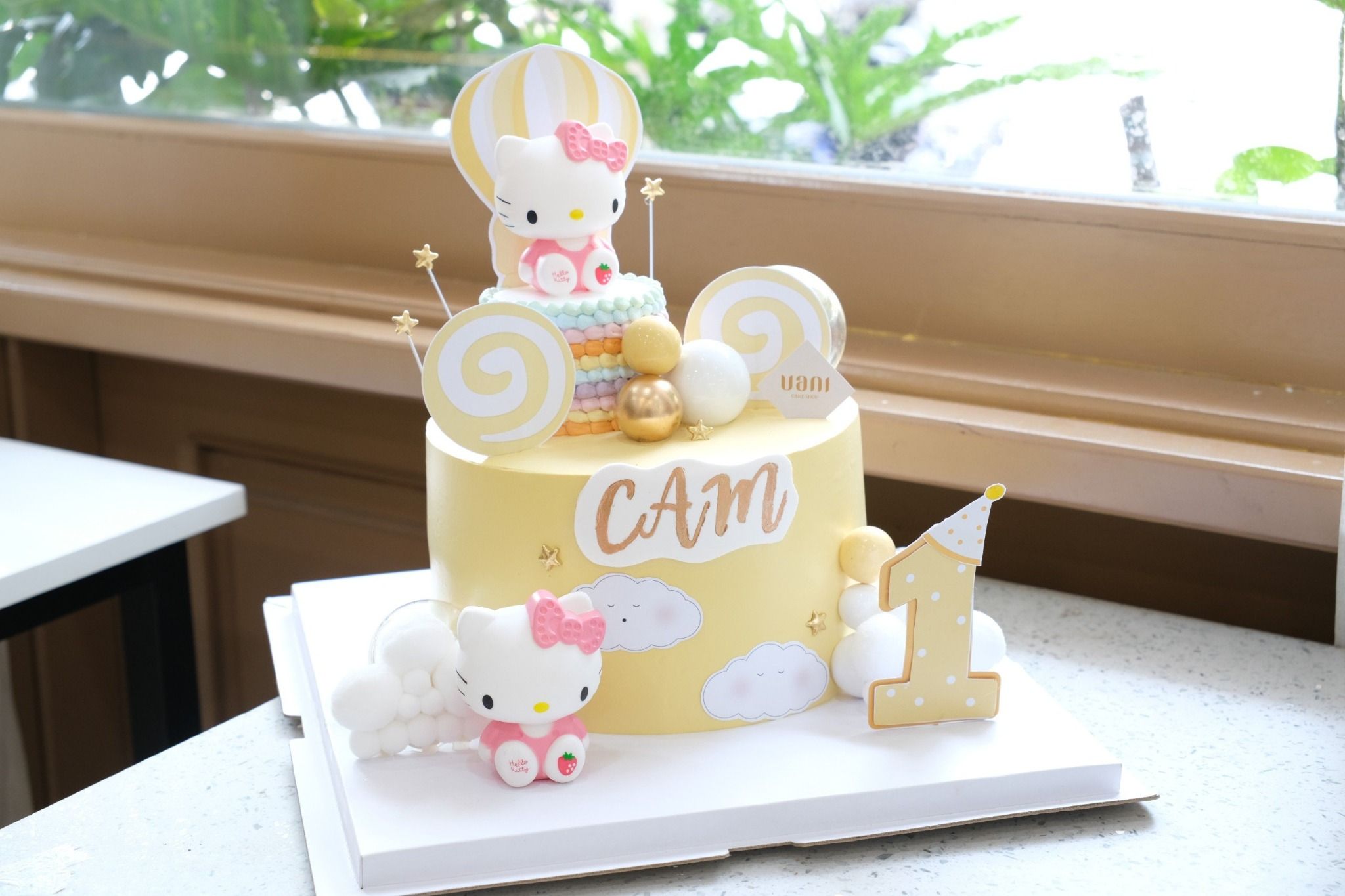 bánh kem hello kitty