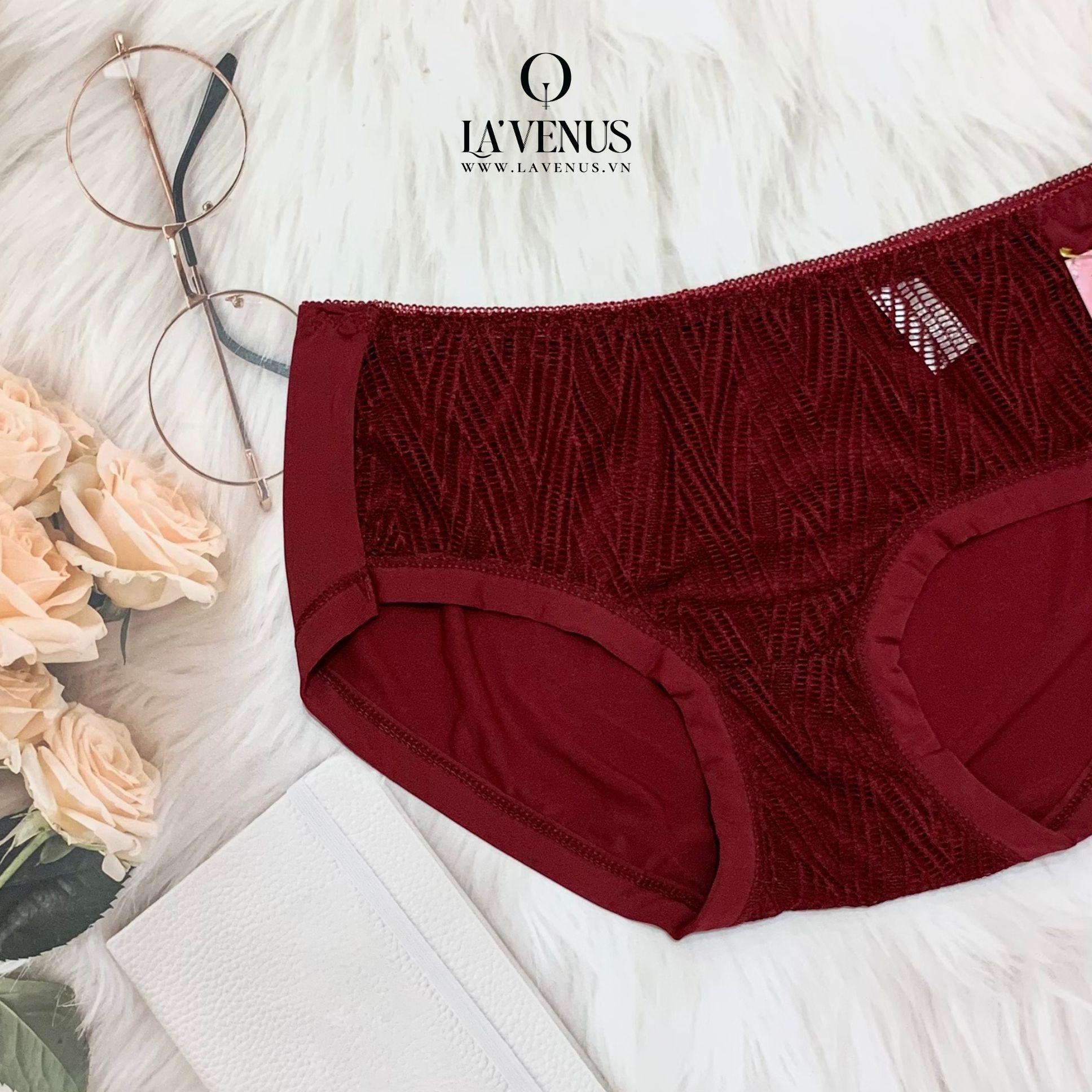 Quần Lót Thun Lạnh Ren LS305