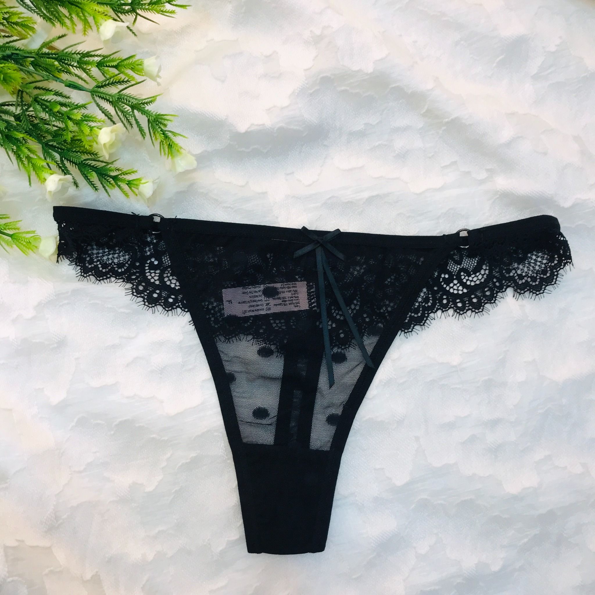Quần lọt khe ren lưới sexy 115