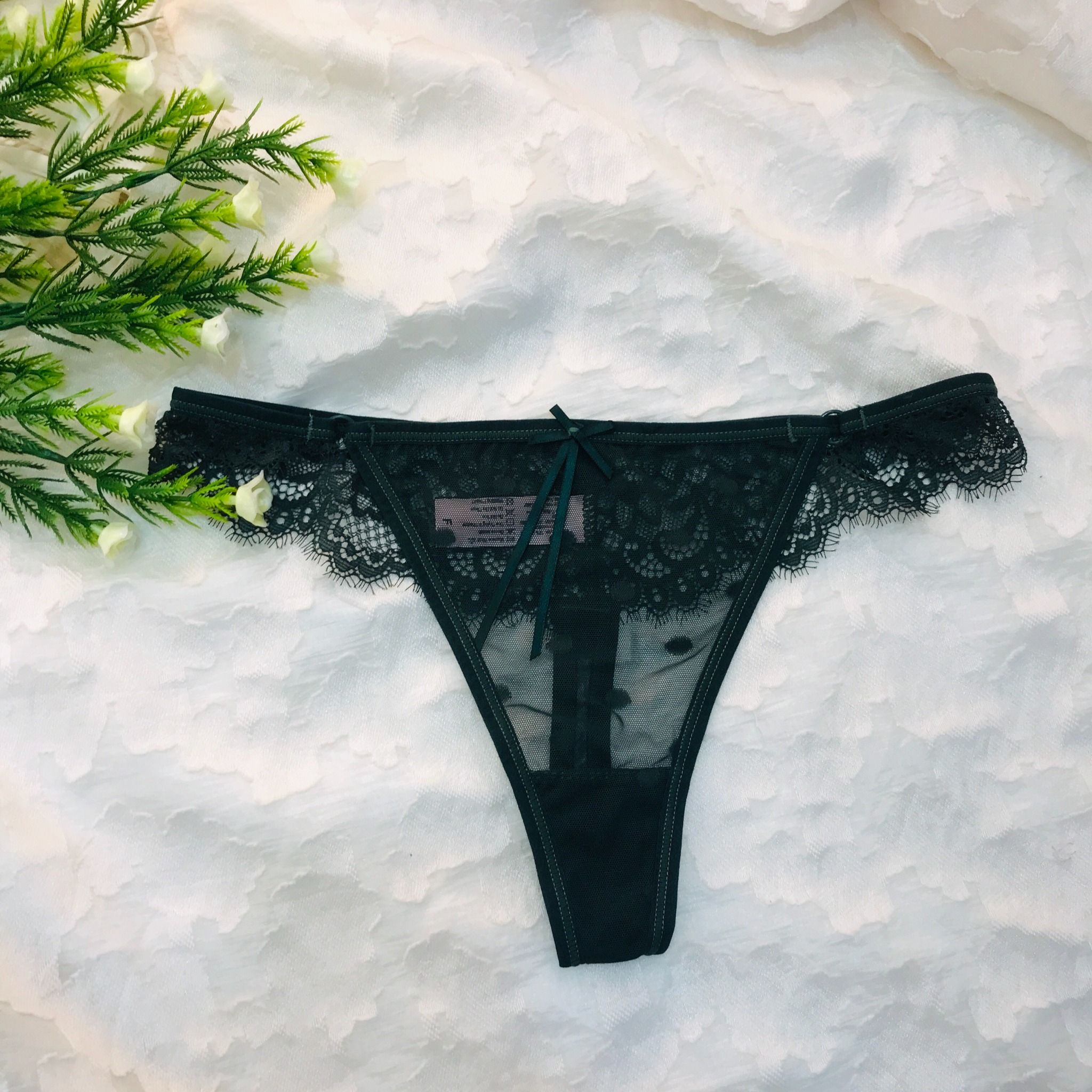 Quần lọt khe ren lưới sexy 115