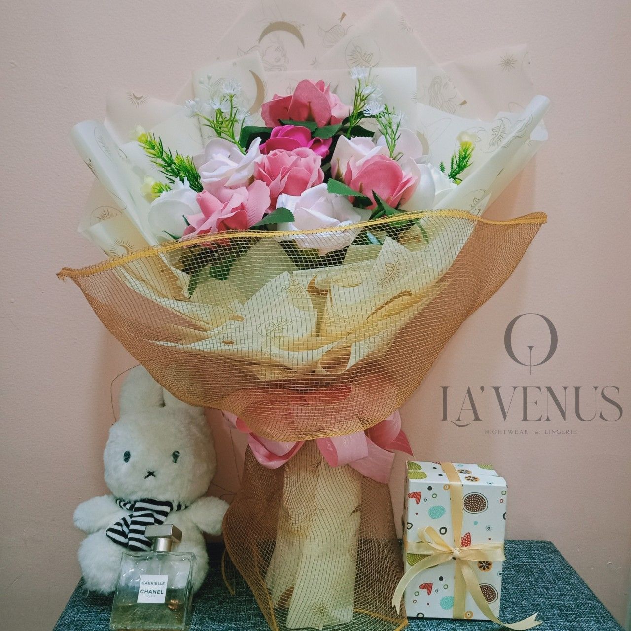 Hoa Sáp Bó Nhỏ