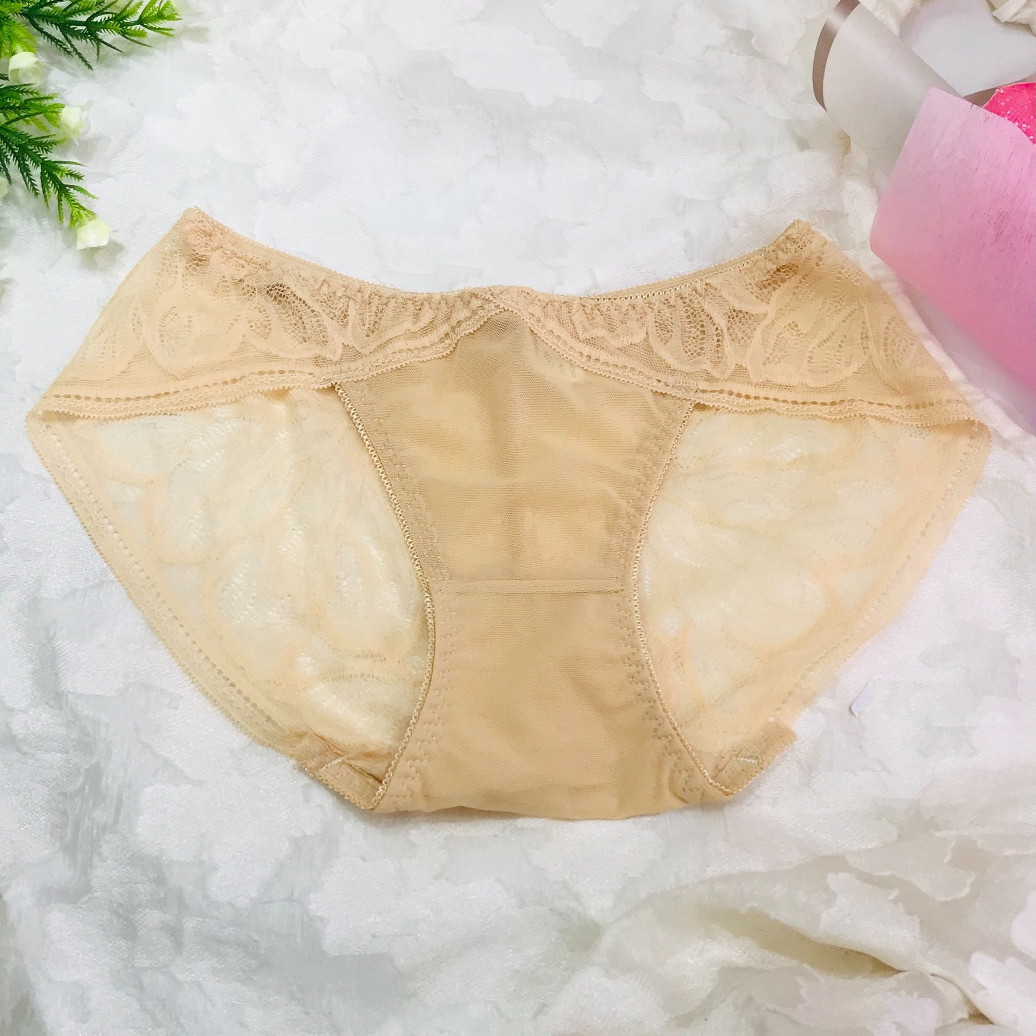 Quần lót ren vân hoa LS0754