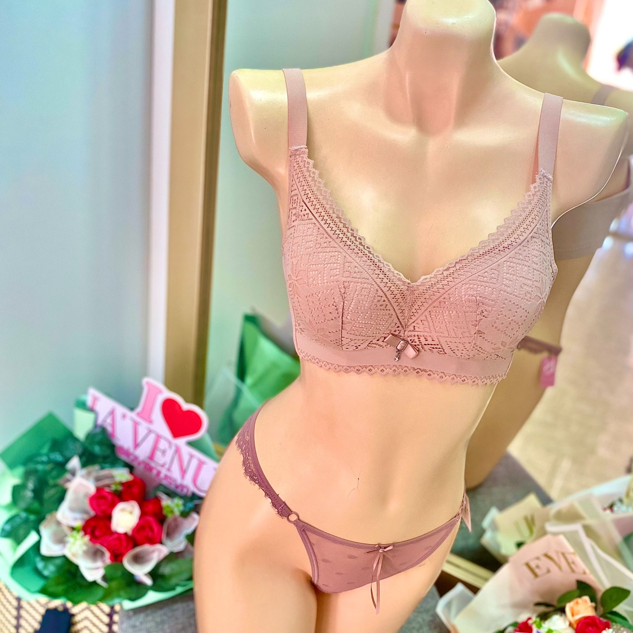 Áo Ngực Không Gọng Đệm Vừa 4 Nấc Cài 3035