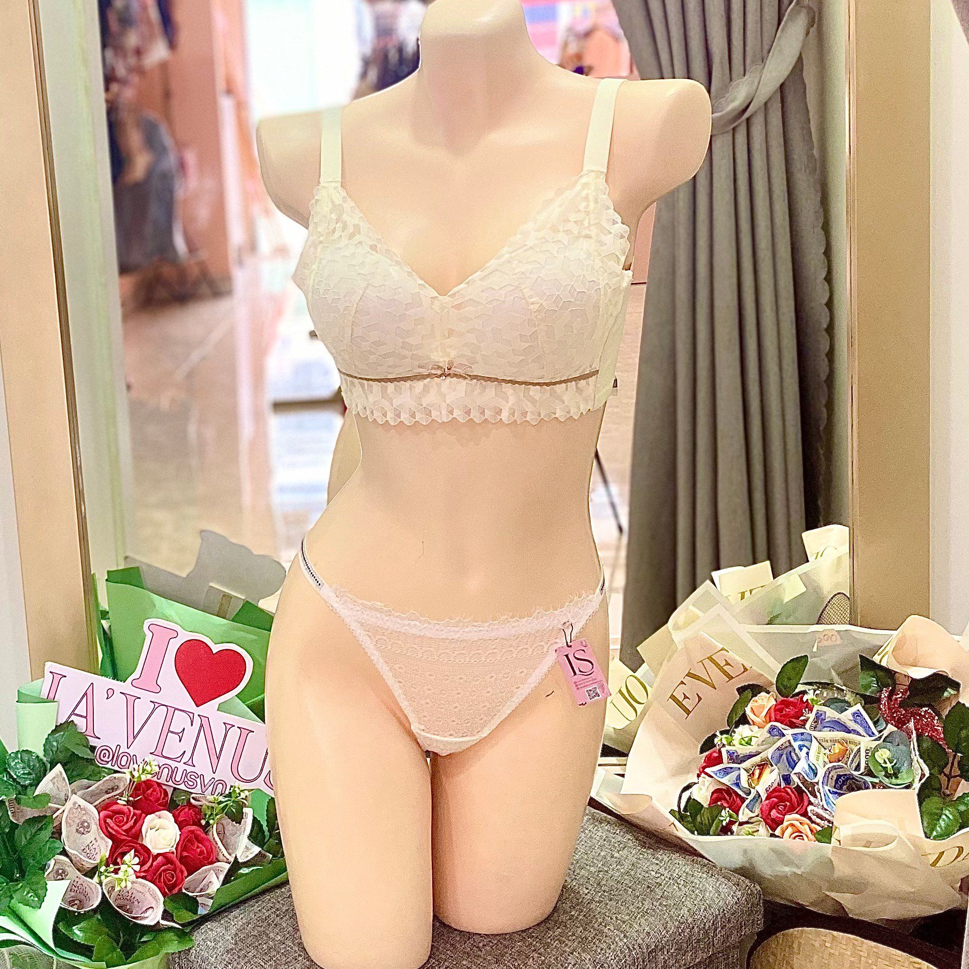 Áo Ngực Ren Không Gọng Siêu Nâng Đẩy 330