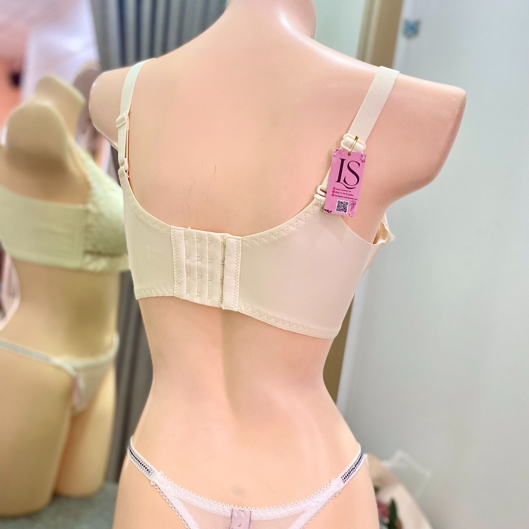 Áo Ngực Ren Không Gọng Siêu Nâng Đẩy 330