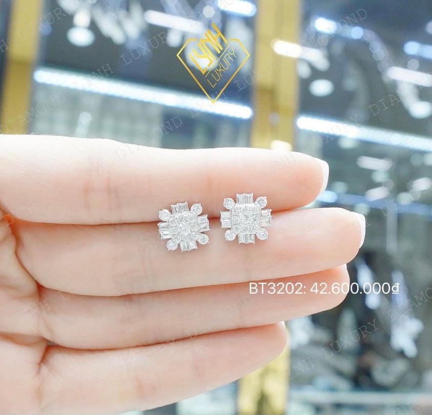 BÔNG TAI KIM CƯƠNG LYNH LUXURY