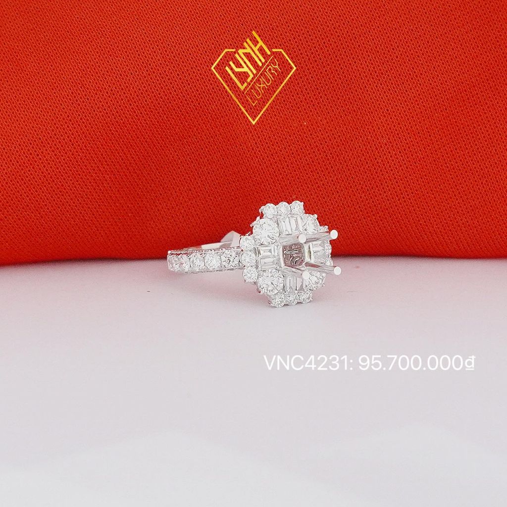 NHẪN KIM CƯƠNG LYNH LUXURY