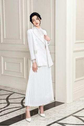 Áo Vest Trơn x Áo Sơ Mi x Chân Váy Midi Xếp Ly WHITE PLAN