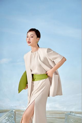 Áo Vest Tay Ngắn x Chân Váy Midi Xẻ Tà LALLEE