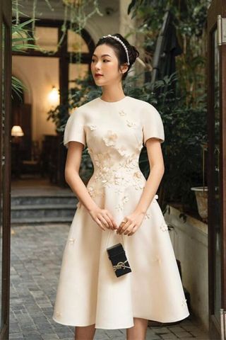 Đầm Midi Tay Ngắn Đính Hoa ROSE CLOTHING