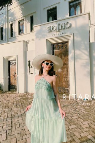 Đầm Midi Cổ Yếm Dáng Xòe RITARA CLOSET