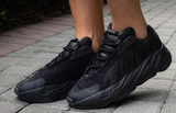  Giày Adidas Yeezy Boost 700 Triple 'Black' 