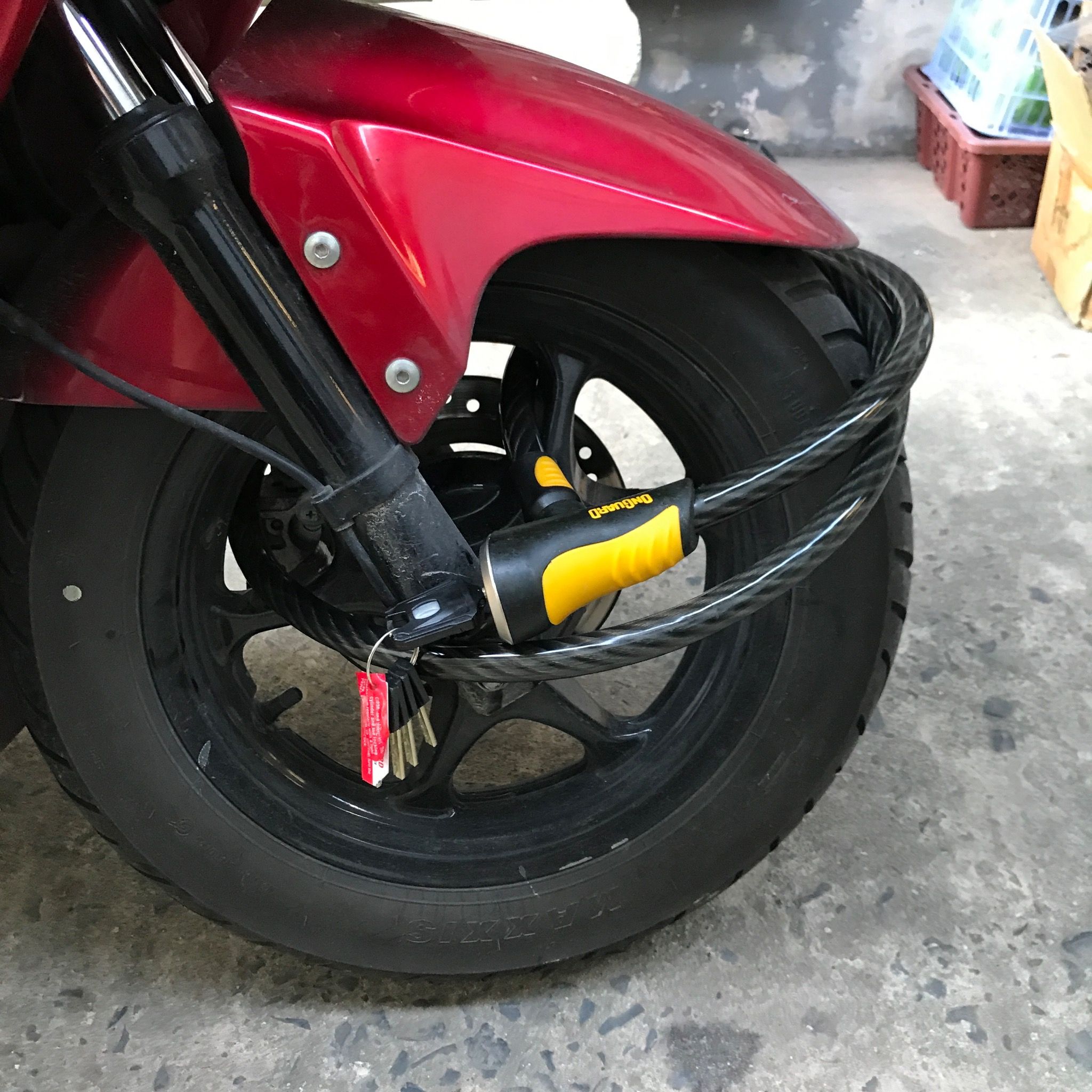 Khóa Cáp Thép Chống Trộm Xe Máy OnGuard 8036