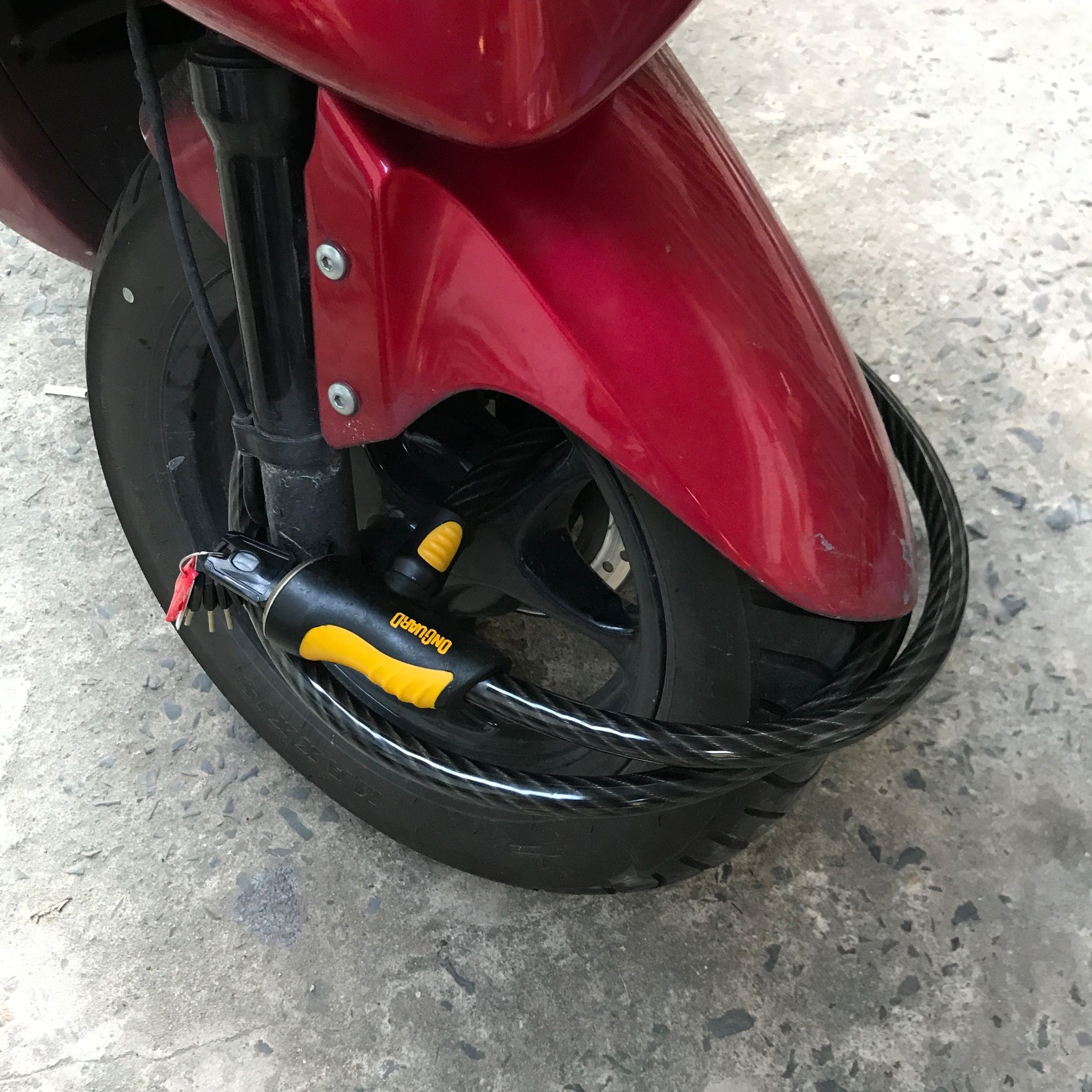 Khóa Cáp Thép Chống Trộm Xe Máy OnGuard 8036