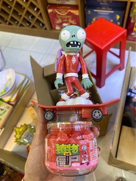 KẸO DẺO HƯƠNG DÂU ZOMBIE 85G