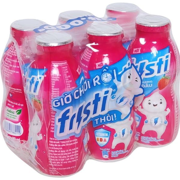 LỐC 6 CHAI SỮA CHUA FRISTI HƯƠNG DÂU