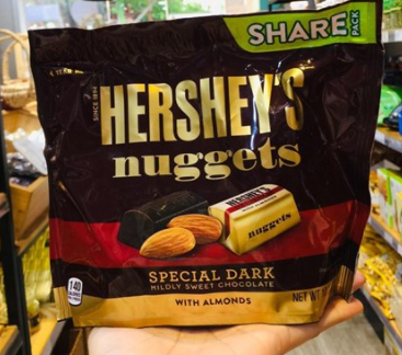 SOCOLA HEERRSHEY NUGGETS - SPECIAL DARK WITH ALMONDS