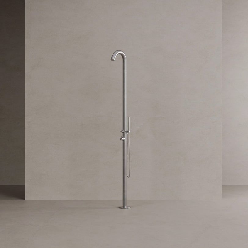Sen cây ngoài trời có vòi sen cầm tay bằng stainless steel 316L - A1001MB