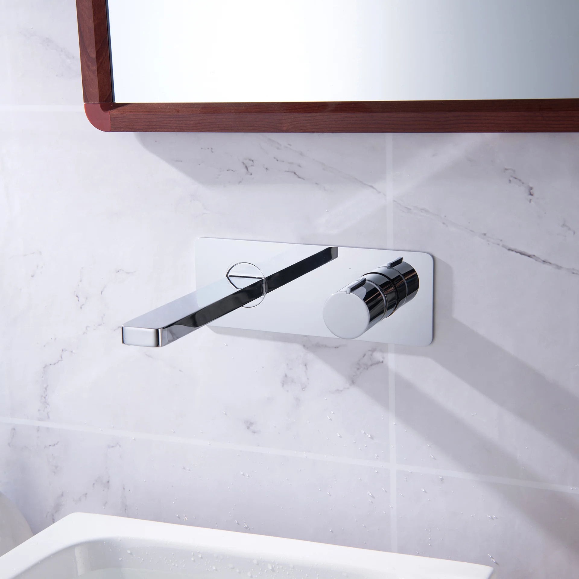 Vòi chậu lavabo gắn tường dài 180mm bằng đồng XELU
