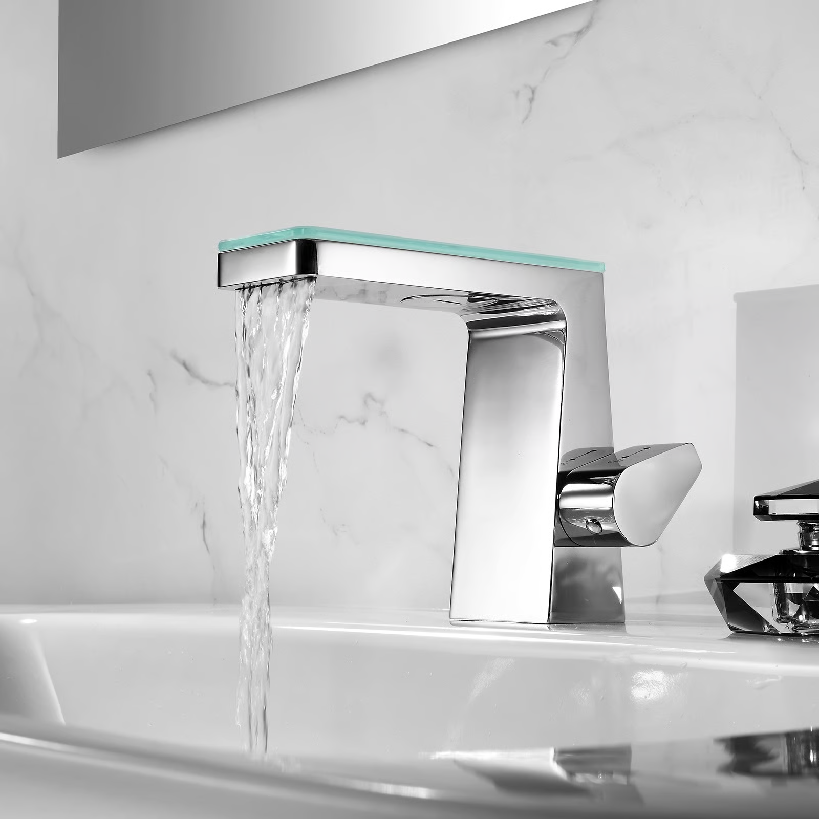 Vòi chậu lavabo cao 155mm bằng đồng XELU