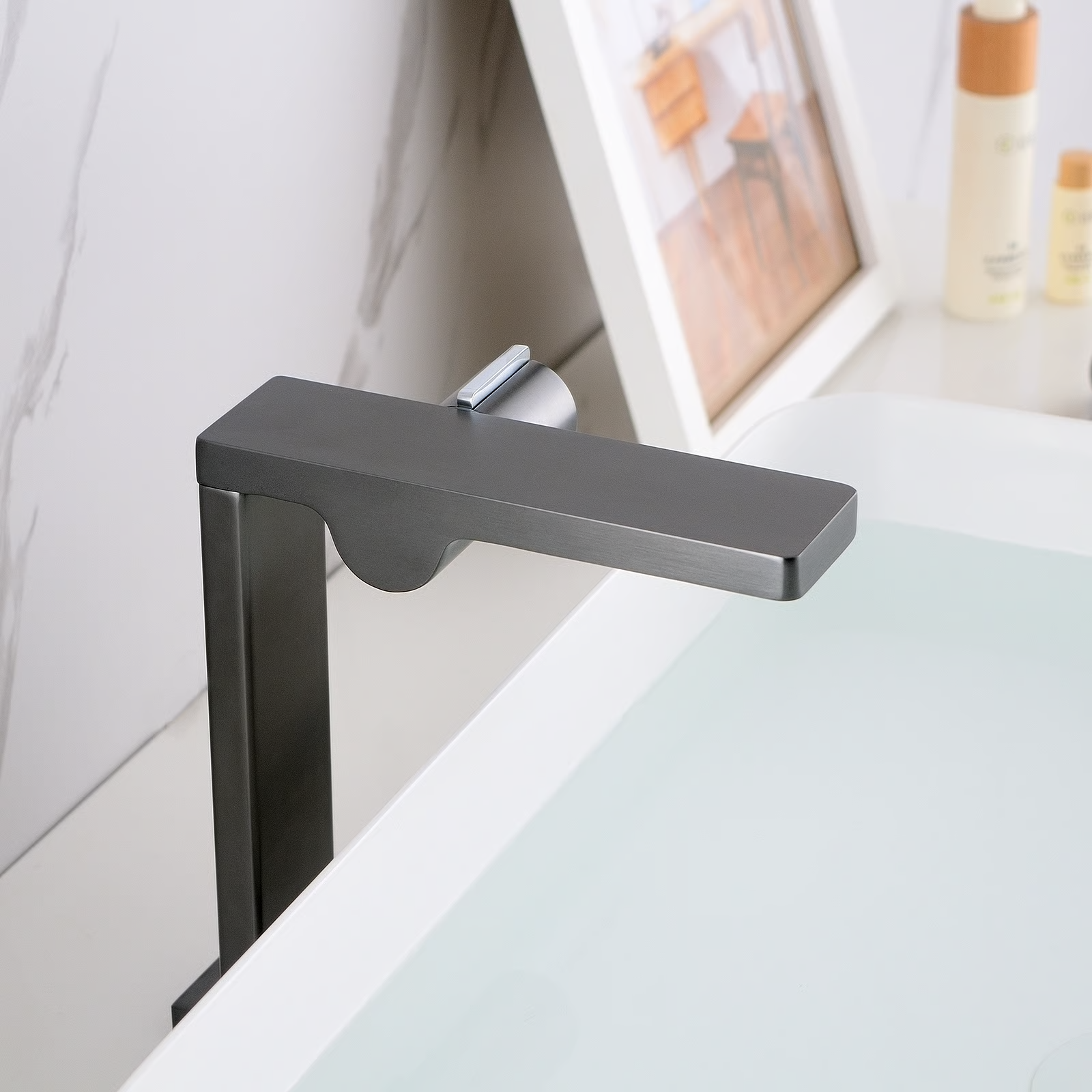 Vòi chậu lavabo cao 206mm bằng đồng XELU