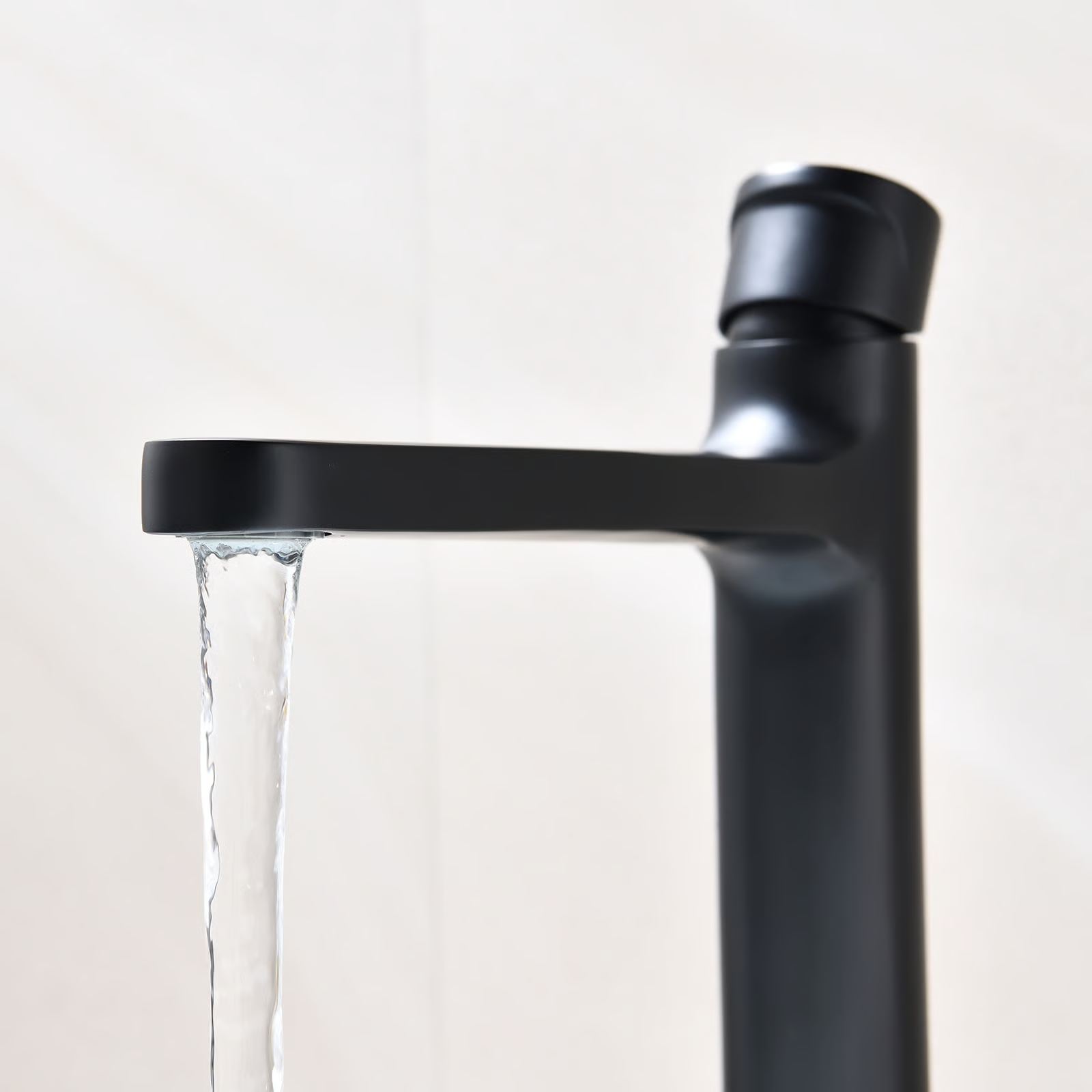 Vòi chậu lavabo cao 326mm bằng đồng XELU