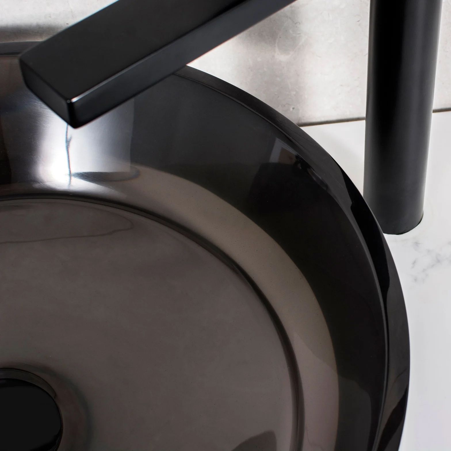Chậu lavabo để bàn trong suốt - BB36993