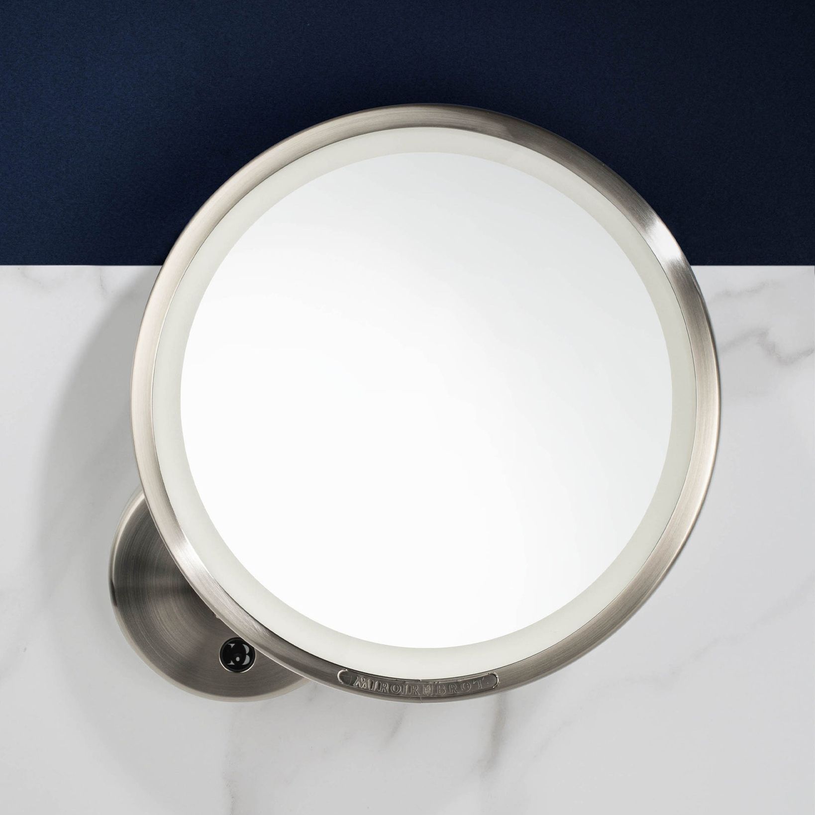 Gương trang điểm treo tường Ø24cm Intemporel Brushed Nickel
