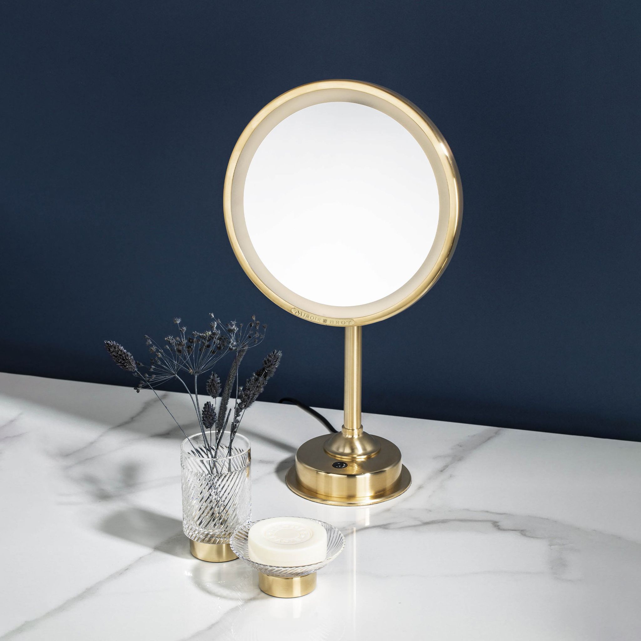 Gương trang điểm để bàn Ø24cm Intemporel Satin Brass