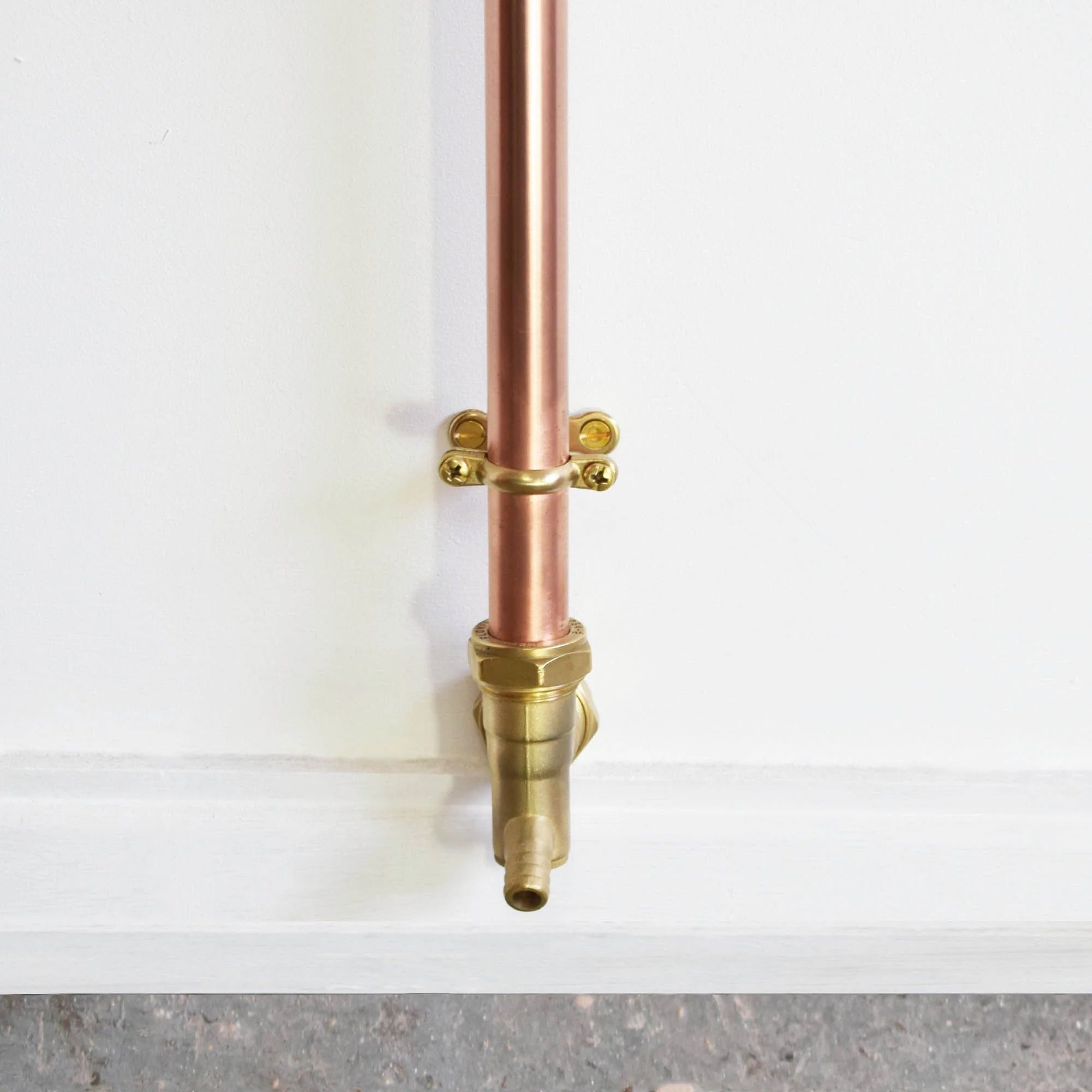 Sen cây gắn tường ngoài trời chỉ có nước lạnh bằng đồng (copper) - Proiri
