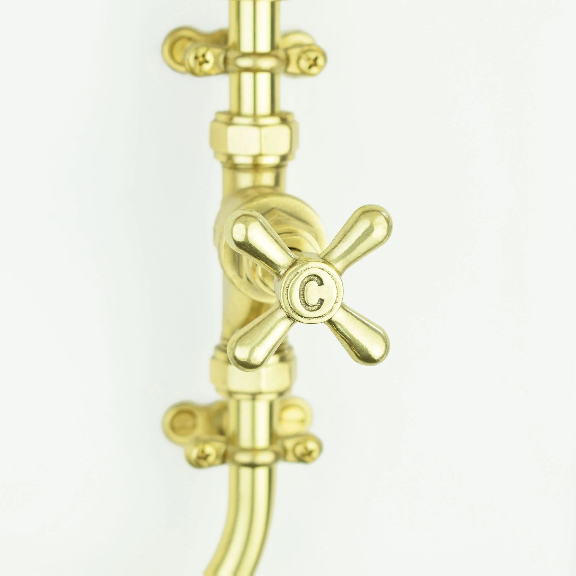Vòi chậu lavabo gắn tường bằng đồng - Protapesa