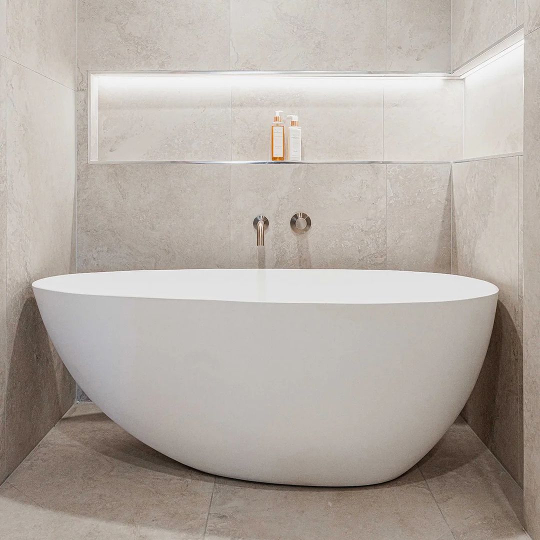 Vòi chậu lavabo dài 200mm gắn tường bằng đồng MChampagne - S05200-W03PNFIN-CH