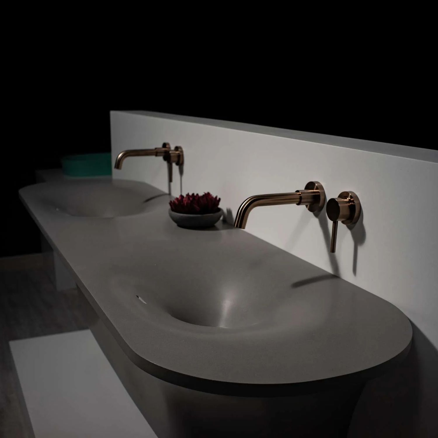 Chậu lavabo đôi treo tường mineral glass composite Ahri Double Shadow