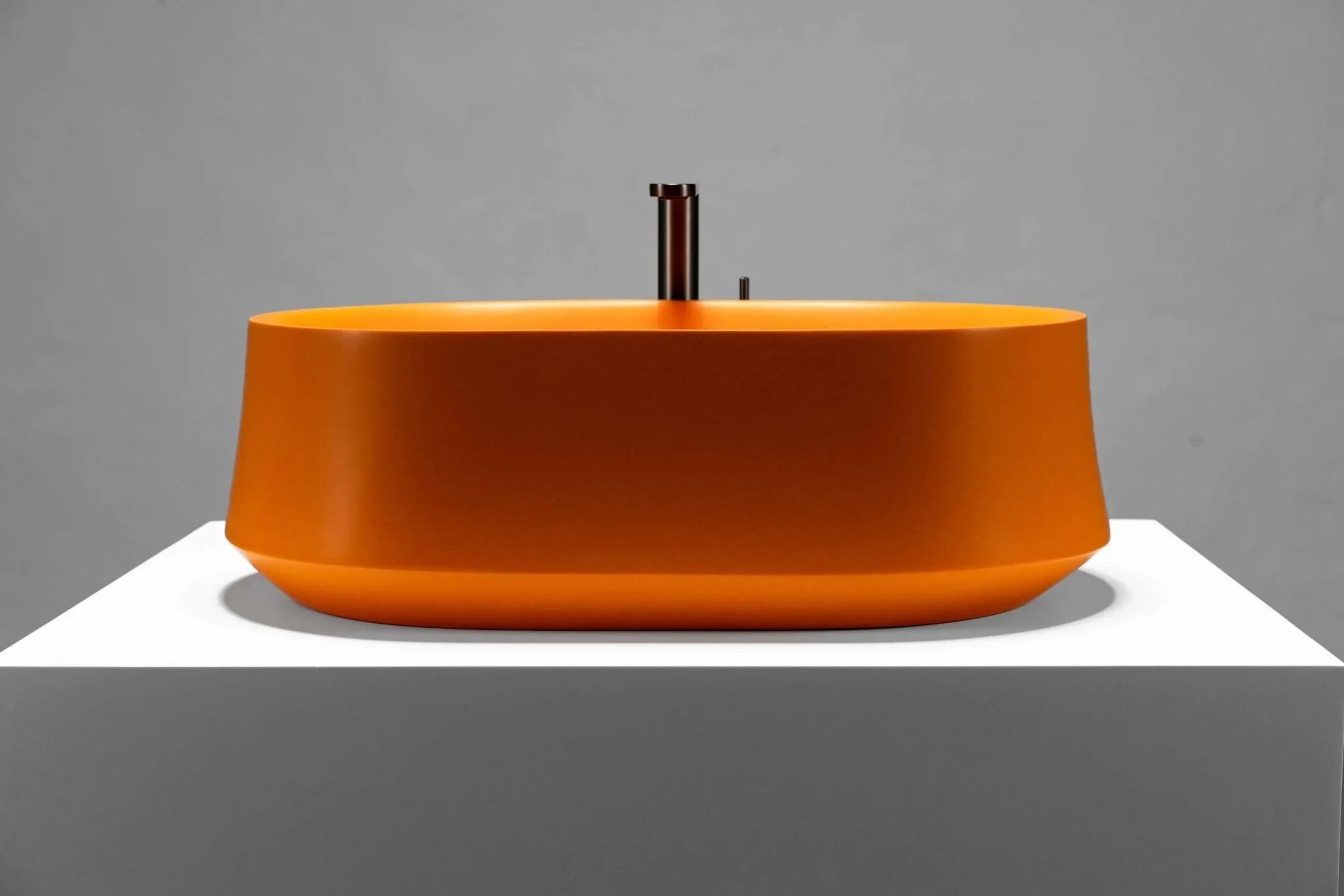 Chậu lavabo để bàn mineral glass composite Danielle (cao) Solar Irradiance