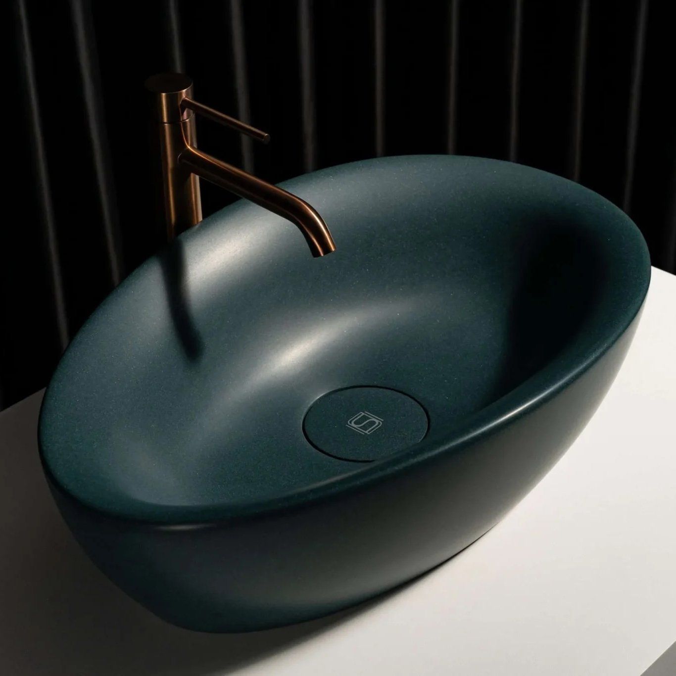 Chậu lavabo để bàn mineral glass composite Marcela Storm