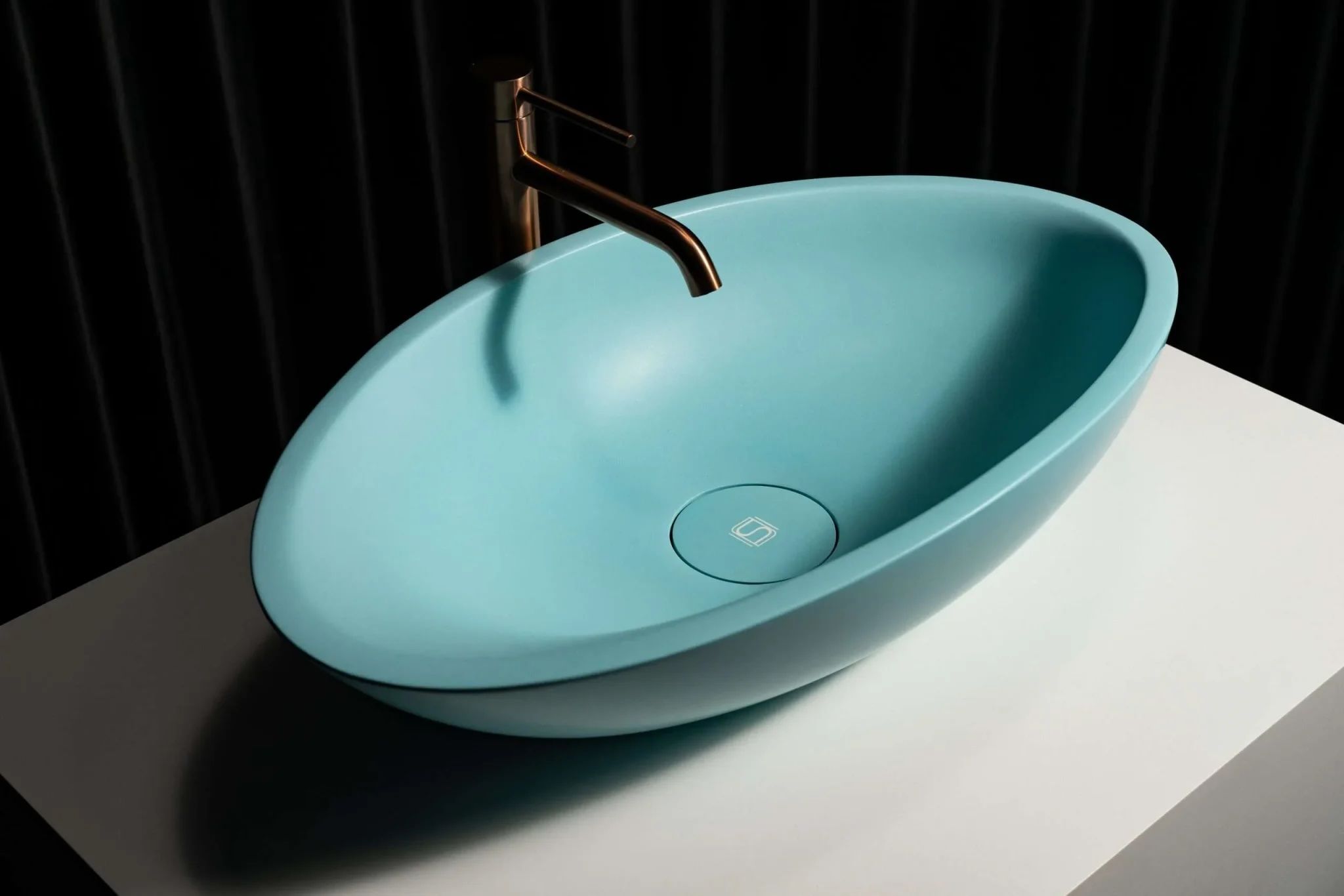 Chậu lavabo để bàn mineral glass composite Mia Celeste